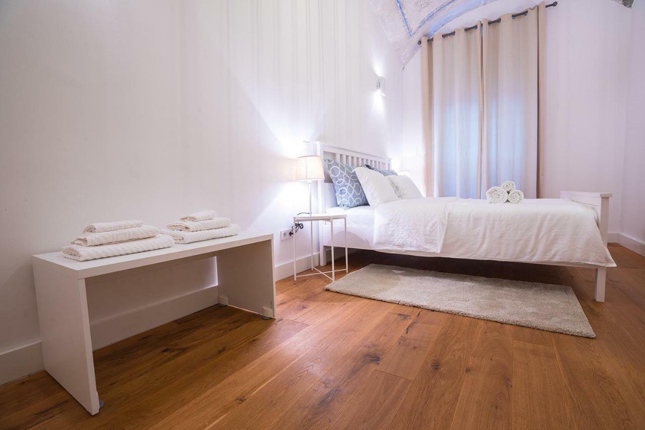 Deluxe Apartment Talia Zagreb Bagian luar foto